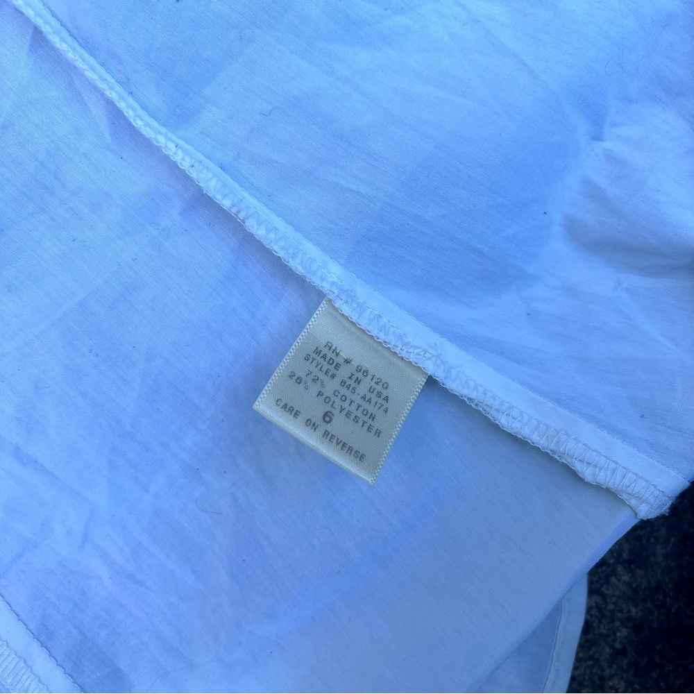 Keyhole button down top - Picture 3 of 8